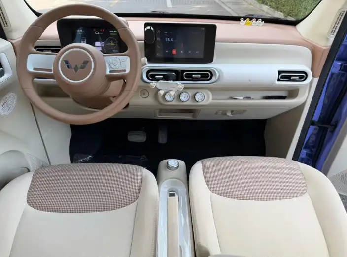 Wuling Hongguang MINIEV 2024 Model 215km Youth Edition Lithium Iron Phosphate – фото 6