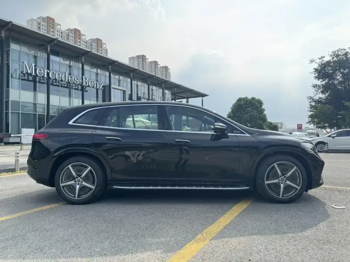Mercedes-Benz EQS SUV 2025 Model EQS 500 4MATIC – фото 8