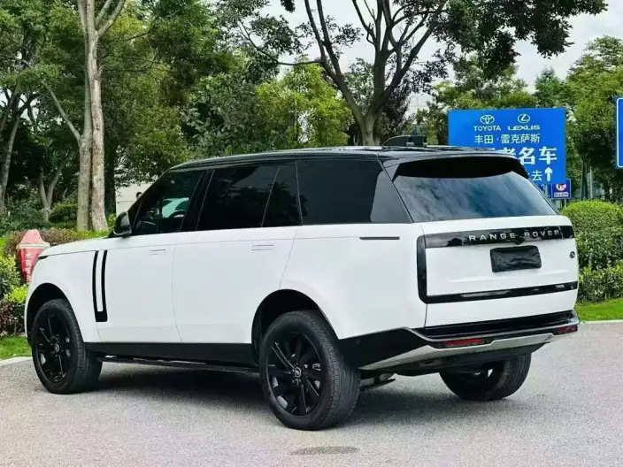Range Rover 2023 Model 3.0 L6 400PS Shengshi Extended Edition – фото 4