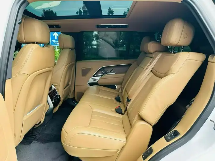 Range Rover 2023 Model 3.0 L6 400PS Shengshi Extended Edition – фото 9