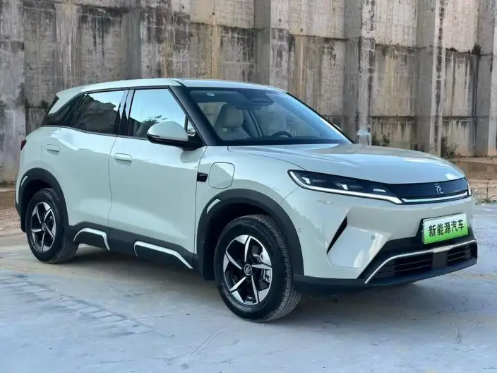 Yuan UP 2025 Model Smart Driving Edition 401KM Leading Model – фото 3