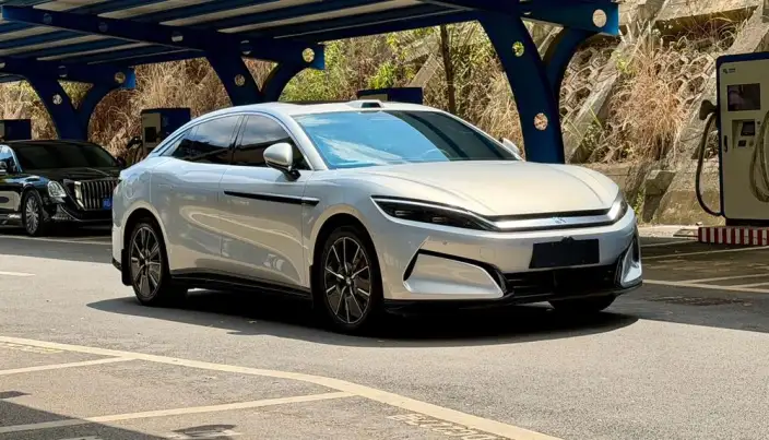 BYD Han L EV 2025 Model 701KM Rear Drive LiDAR Flagship Model – фото 3