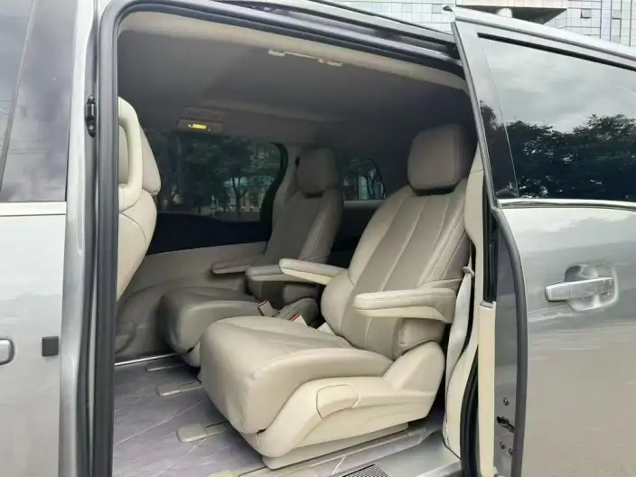 Buick GL8 2023 Model Business class 2.0T Comfort Model – фото 9