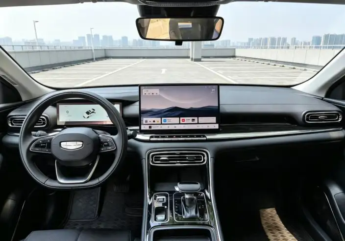 Geely Emgrand 2026 Model No. 5 Gen 1.5L CVT Luxury Model – фото 7