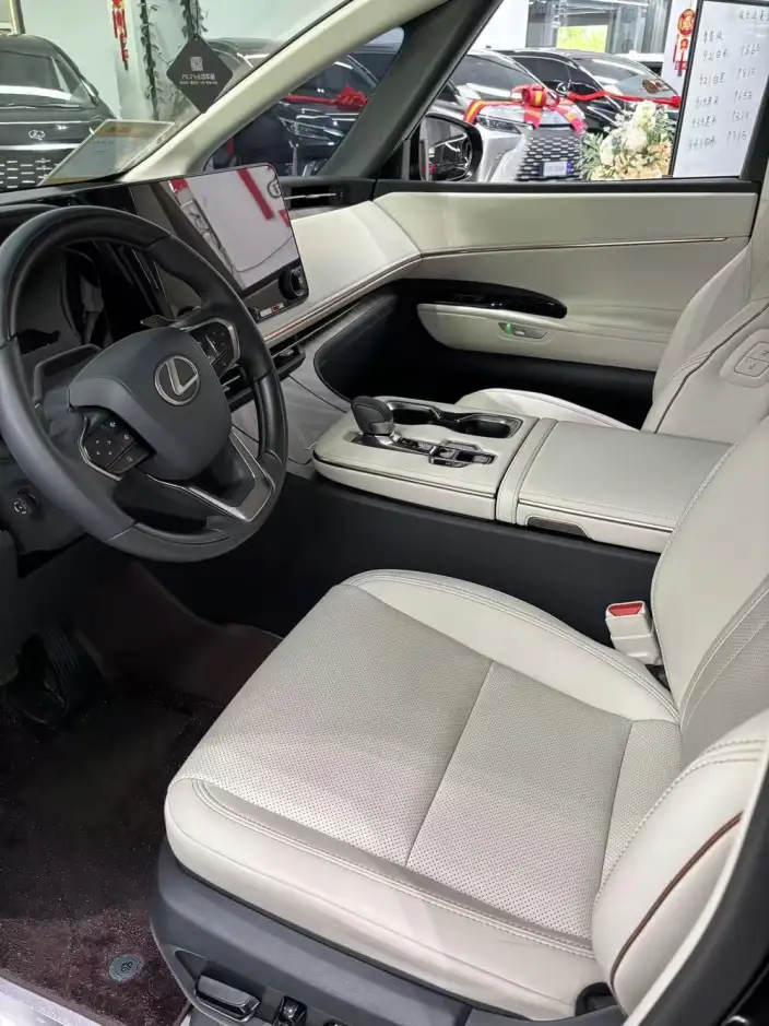 Lexus LM 2026 Model 500h DIRECT4 VI seat Respect Edition – фото 10