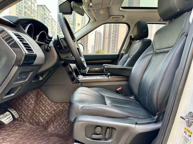 Land Rover Discovery Модель 2019 года 3.0 V6 SE – фото 8