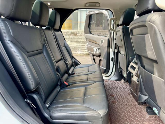 Land Rover Discovery Модель 2019 года 3.0 V6 SE – фото 13