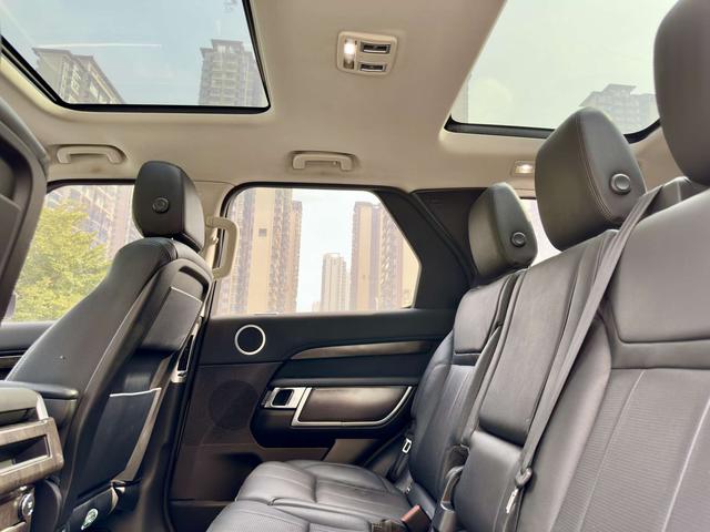 Land Rover Discovery Модель 2019 года 3.0 V6 SE – фото 17
