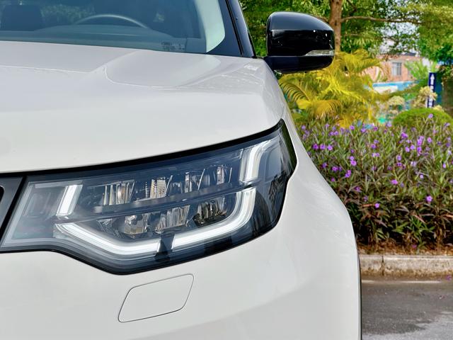 Land Rover Discovery Модель 2019 года 3.0 V6 SE – фото 32