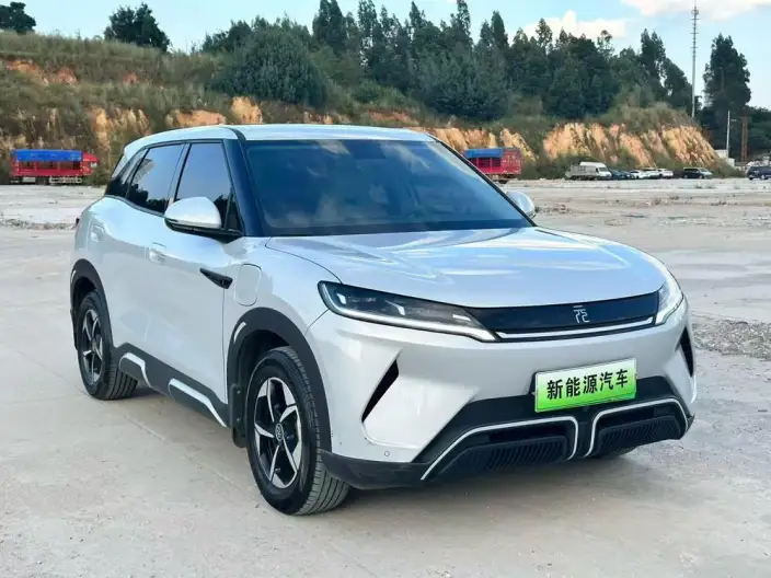 Yuan UP 2024 Model 401KM Leading Model – фото 3
