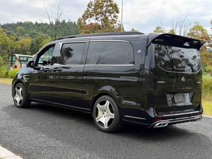 Viano 2023 Model 2.0T Business Edition 7 seat – фото 4