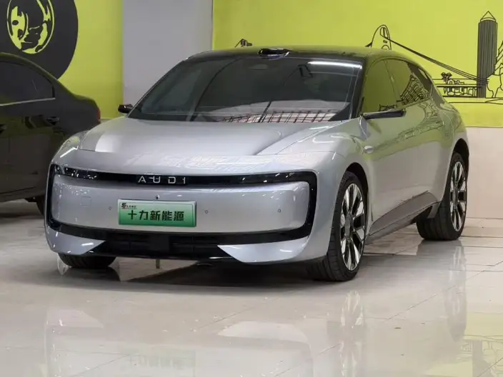 AUDI E5 Sportback 2026 Model Flagship quattro Model – фото 1