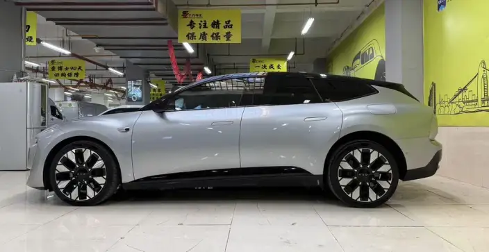 AUDI E5 Sportback 2026 Model Flagship quattro Model – фото 3