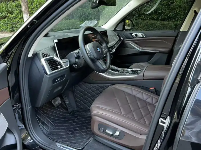 BMW X5 2025 Model xDrive30Li Exclusive Model M Sports Night Set – фото 8