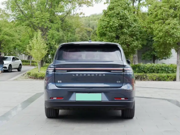Leapmotor C10 2024 Model EV Edition 530 Smart Edition – фото 6