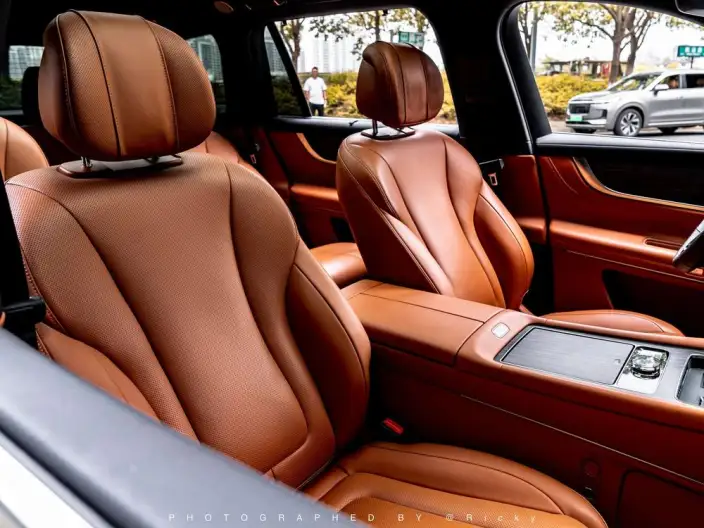 Aito M9 2024 Model Extended Range Max VI seat Edition – фото 9