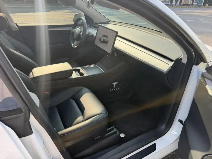 Model Y 2023 Model Rear-wheel drive version – фото 10