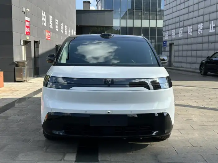 ZEEKR MIX 2025 Model 76kWh Smart Driving Edition – фото 2