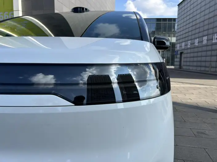 ZEEKR MIX 2025 Model 76kWh Smart Driving Edition – фото 9