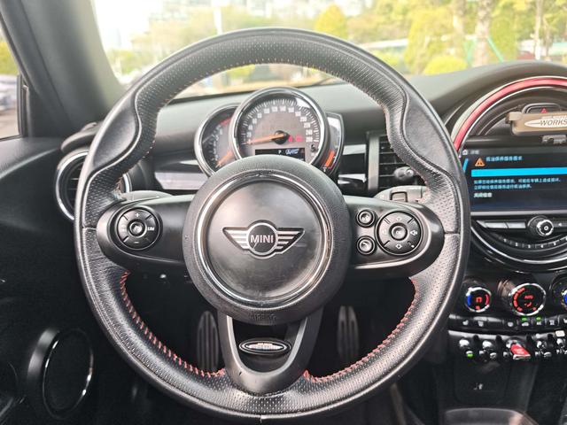 MINI Модель 2018 года 1.5T COOPER Racer – фото 5