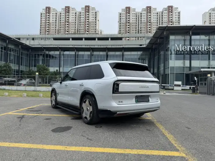 ZEEKR 9X 2025 Model Ultra Edition 70kWh VI seat – фото 5