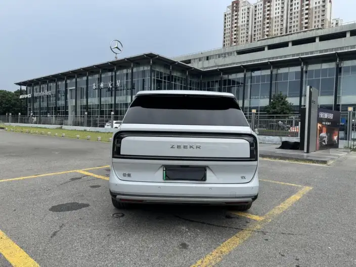 ZEEKR 9X 2025 Model Ultra Edition 70kWh VI seat – фото 6