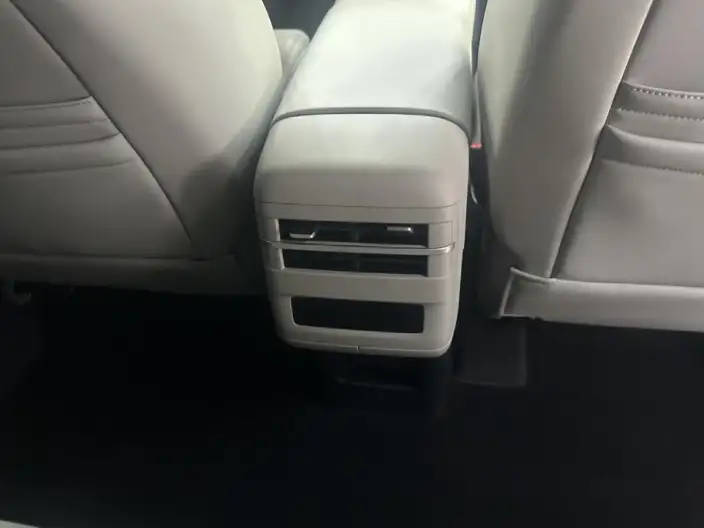 Titan 7 PHEV 2025 Model 190KM 4WD Ultra Edition – фото 7