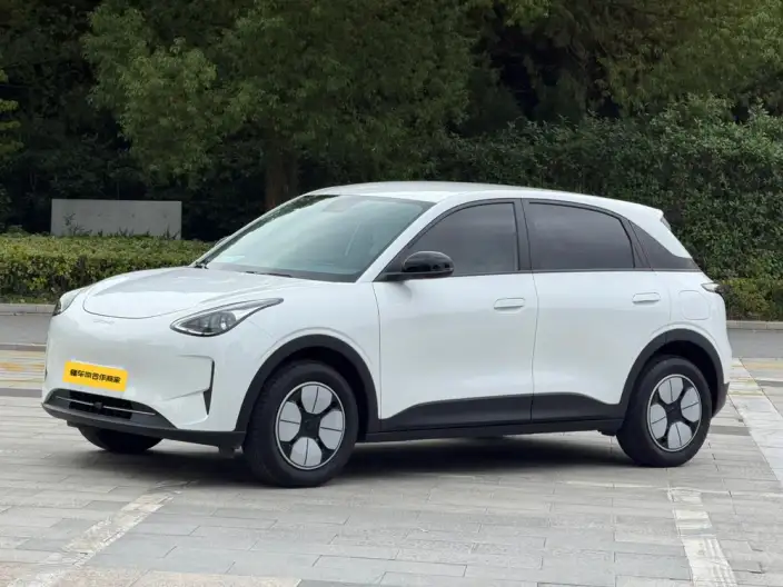 Geely Galaxy StarWish 2026 Model 310km Youth Edition – фото 1