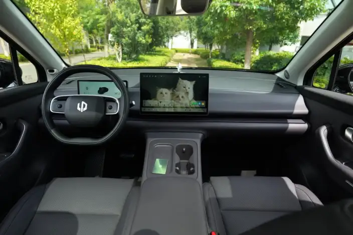 Leapmotor C10 2024 Model EV Edition 530 Smart Edition – фото 10