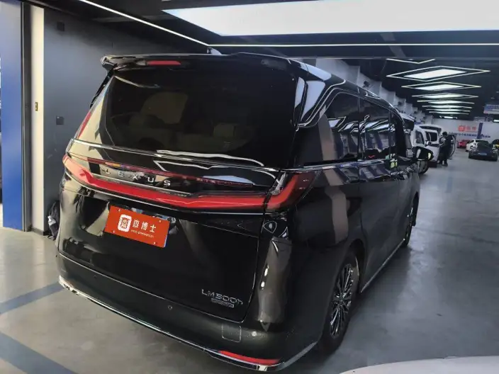 Lexus LM 2023 Model 500h DIRECT4 VI seat Respect Edition – фото 3