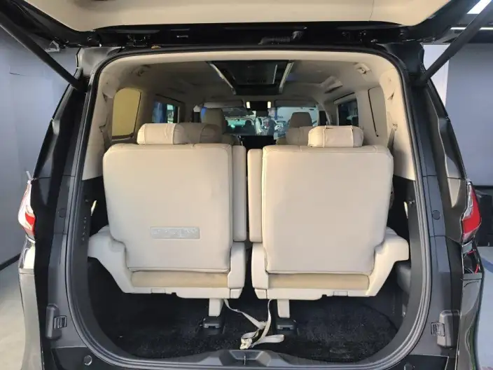 Lexus LM 2023 Model 500h DIRECT4 VI seat Respect Edition – фото 9