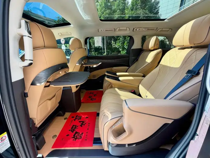 Denza D9 EV 2024 Model 620 2WD Exclusive Model – фото 9