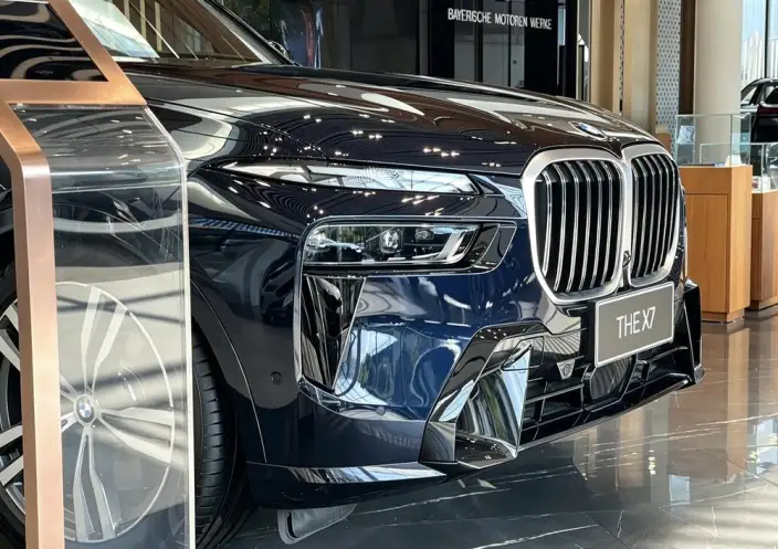 BMW X7 2026 Model xDrive40i Exclusive Model M Sports Set 7 seat – фото 7