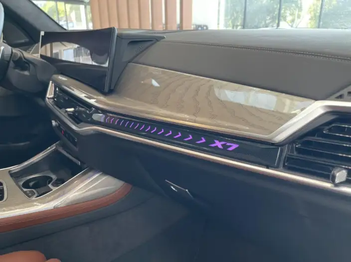 BMW X7 2026 Model xDrive40i Exclusive Model M Sports Set 7 seat – фото 10