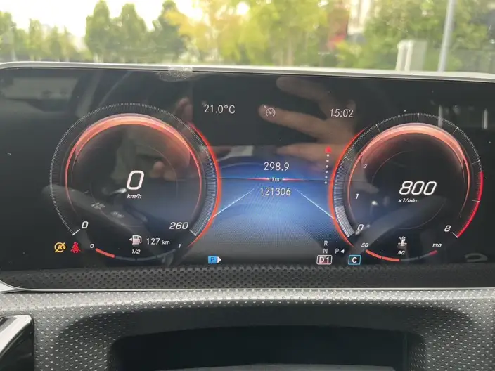 Mercedes-Benz A-class 2020 Model A 200 L Sports sedan – фото 8