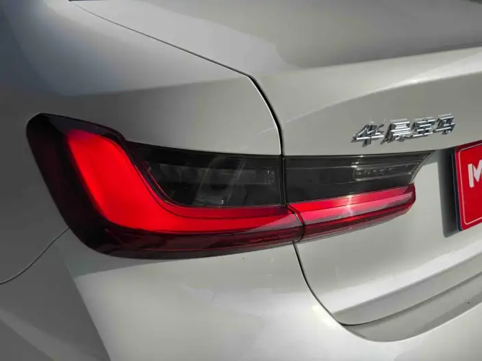 BMW 3 Series 2023 Model 320Li M Sports Set – фото 10