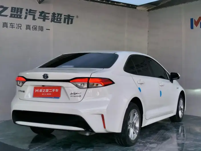 Toyota Levin 2022 Model Hybrid 1.8H E-CVT Deluxe Edition – фото 6