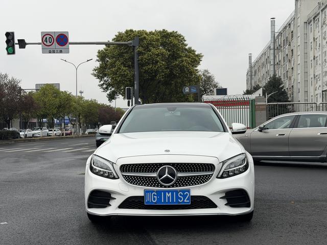 Mercedes-Benz C-Class Модель 2019 года C 180 L Fashion Sports Edition – фото 2