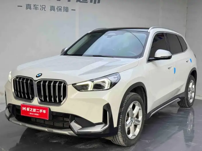 BMW X1 2023 Model sDrive20Li X Design Set – фото 1