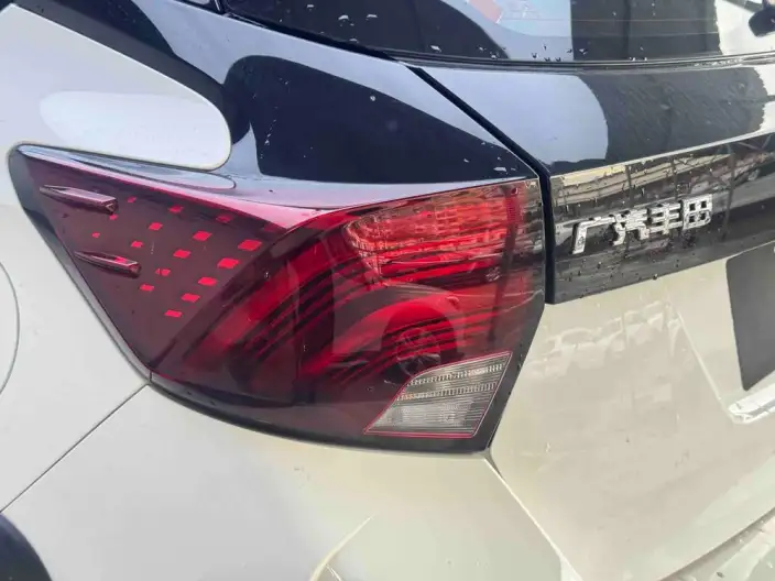 Toyota YARIS L Vios 2022 Model Zhixuan X 1.5L CVT Luxury PLUS Edition – фото 9