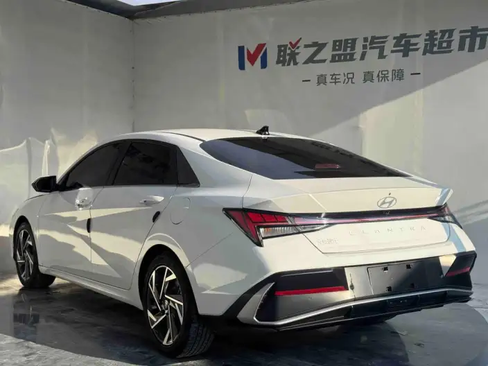 Hyundai Ioniq 2023 Model 1.5L CVT LUX Premium Edition – фото 4