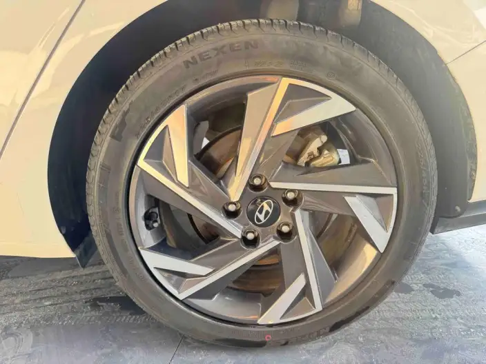 Hyundai Ioniq 2023 Model 1.5L CVT LUX Premium Edition – фото 7