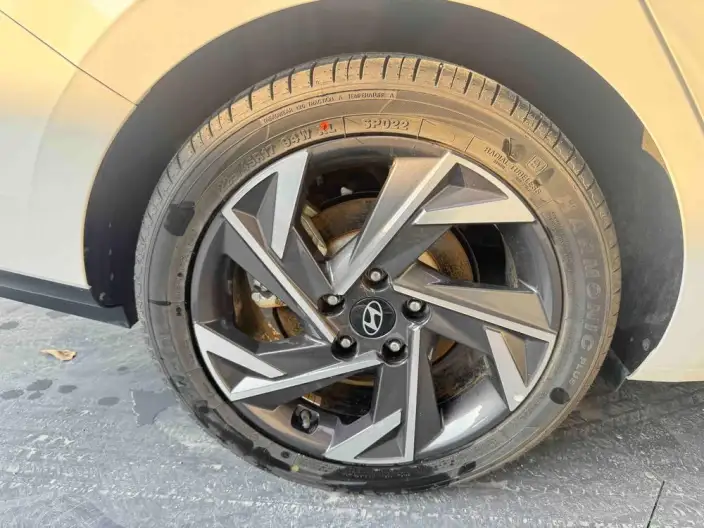 Hyundai Ioniq 2023 Model 1.5L CVT LUX Premium Edition – фото 10