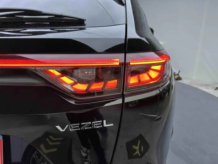 Honda Vezel 2023 Model 1.5L CVT Technology Edition – фото 8