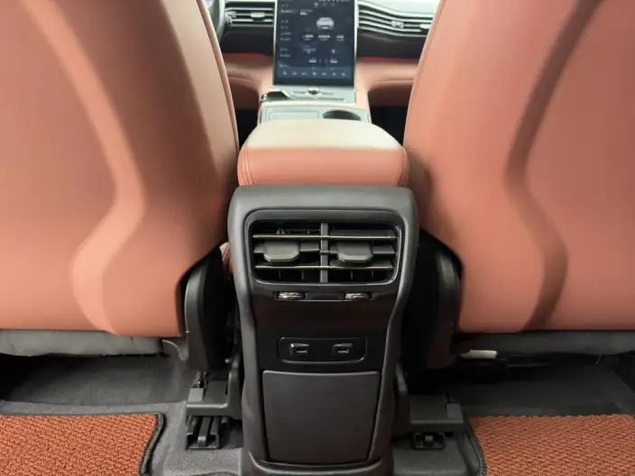 NIO EC6 2022 Model 615KM Performance version – фото 8
