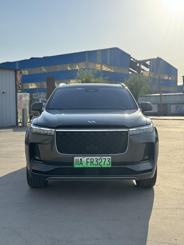 Li Auto ONE 2021 Range Extender 6-Seat – фото 2
