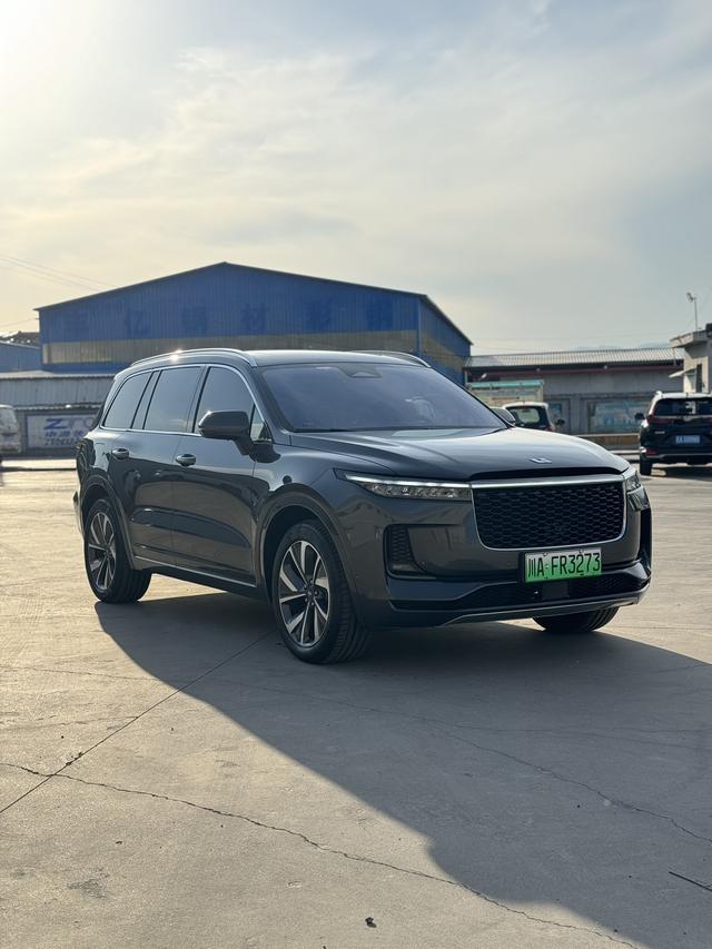Li Auto ONE 2021 Range Extender 6-Seat – фото 3