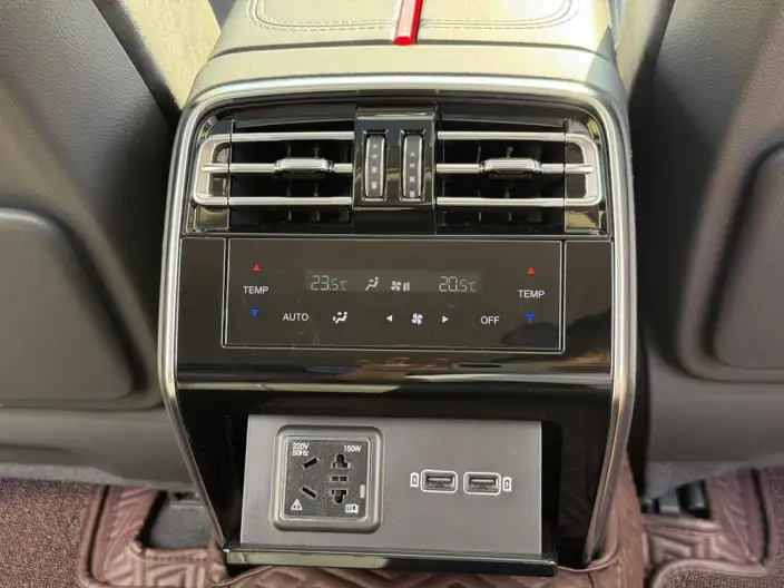 HONGQI H9 2020 Model 3.0T Flag Enjoy Edition – фото 9