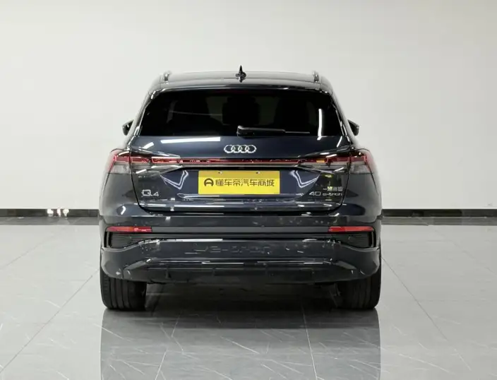 Audi Q4 e-tron 2023 Model 40 e-tron Genesis Edition – фото 6