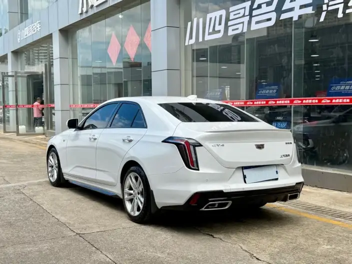Cadillac CT4 2020 Model 28T Fashion Model – фото 4